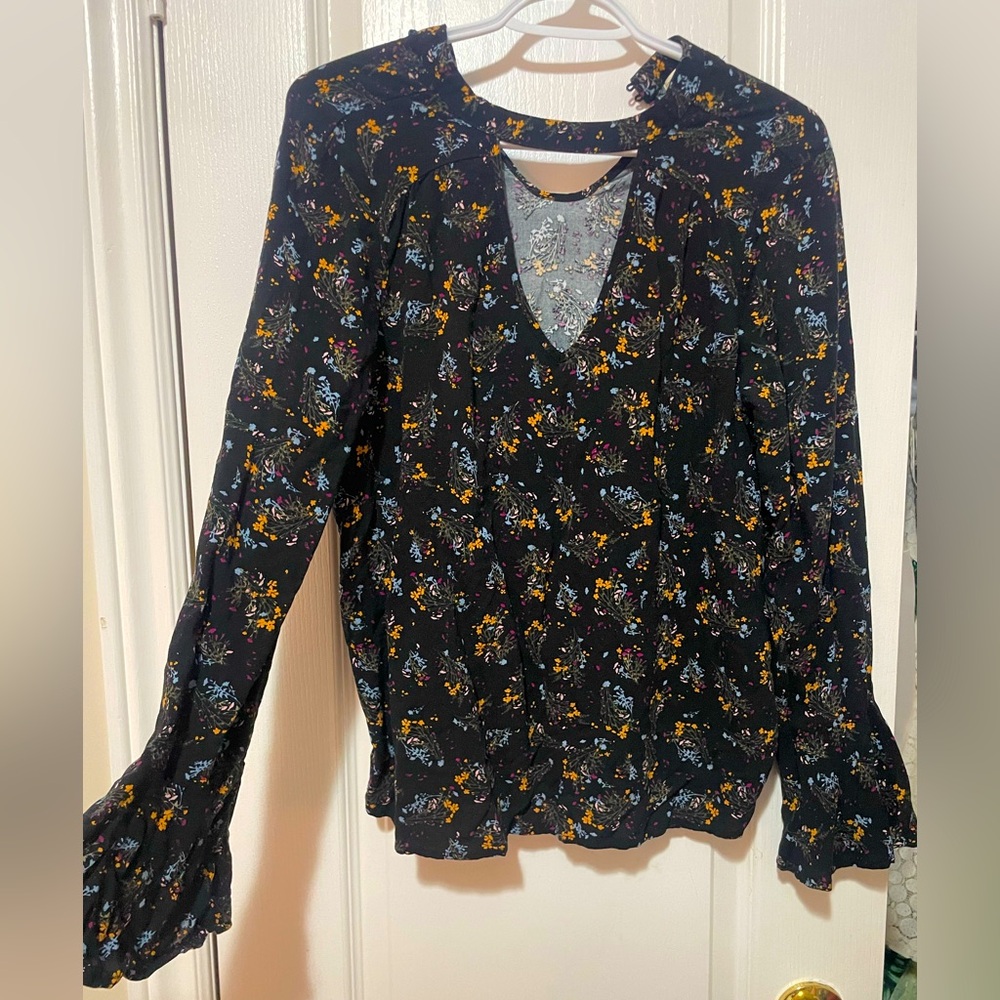 Long Sleeve Ruffled Blouse - Picture 1 of 2